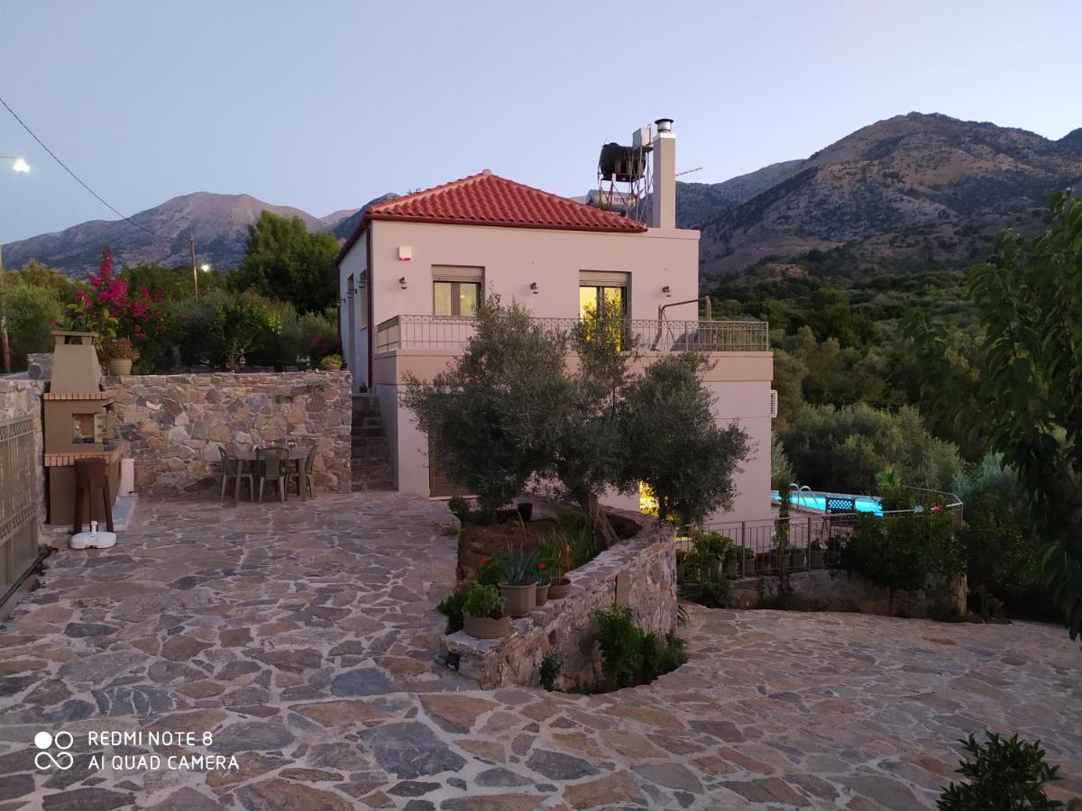 "Villa Kastania" Melidoni, Chania, Crete المظهر الخارجي الصورة